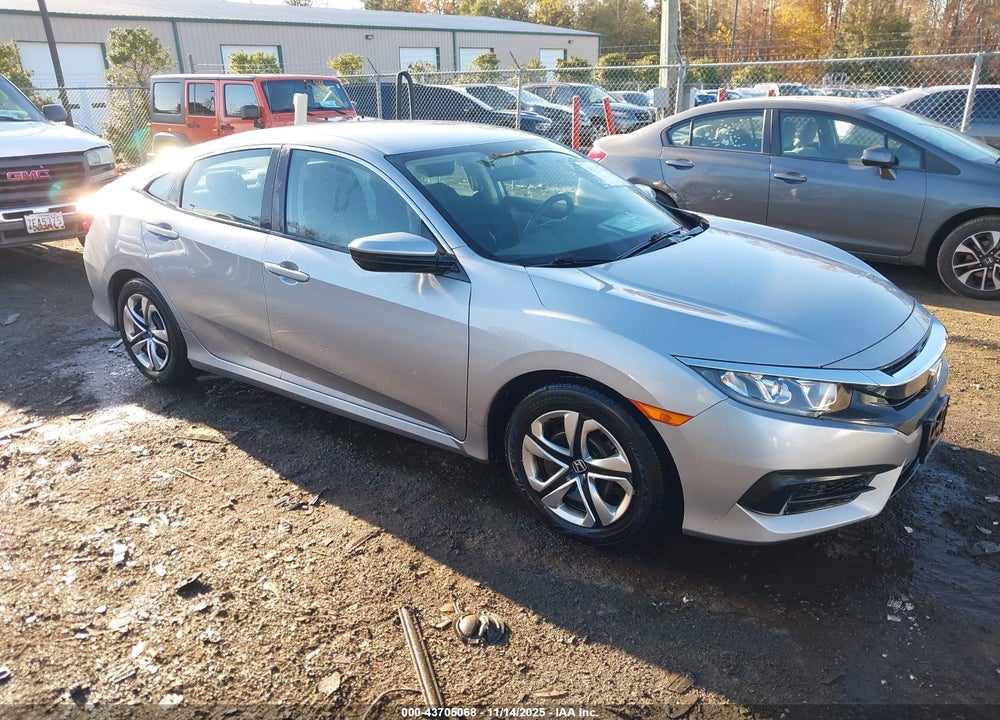 2018 HONDA CIVIC LX VIN: 2HGFC2F52JH529903