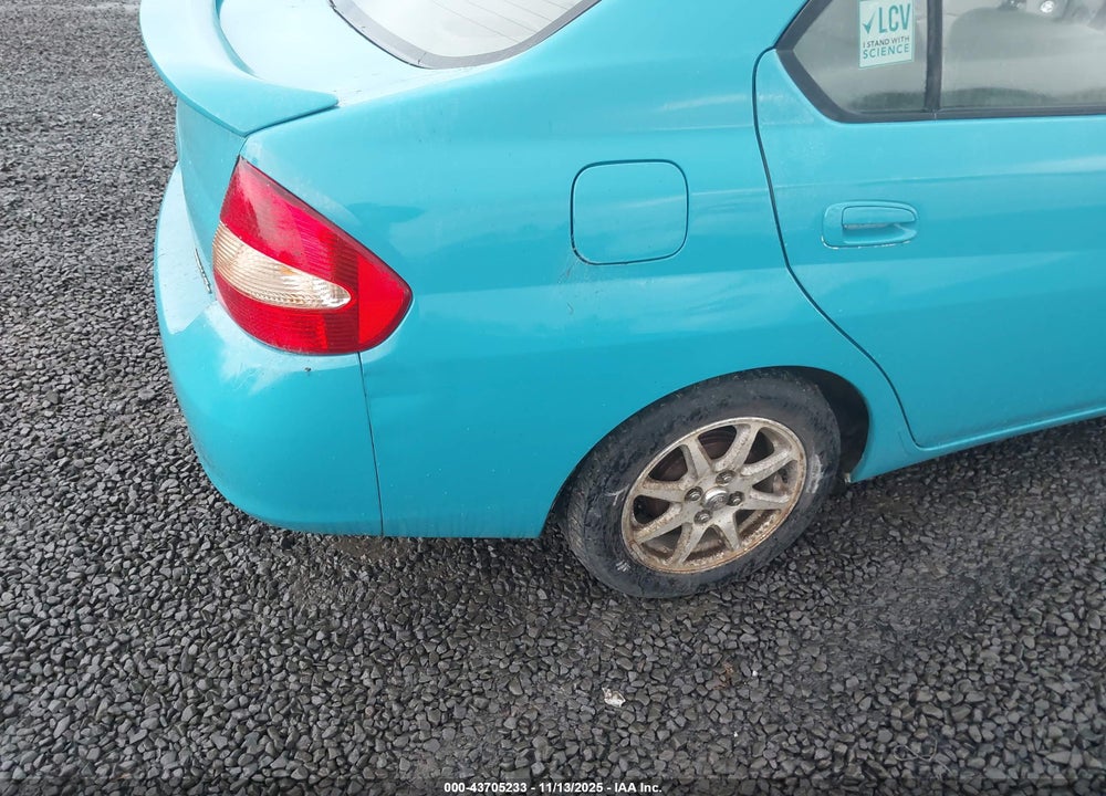 2002 TOYOTA PRIUS VIN: JT2BK12U820048236