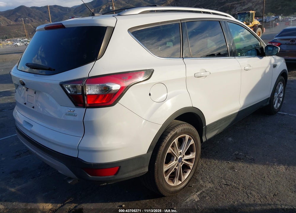 2017 FORD ESCAPE SE VIN: 1FMCU0GD0HUA54389