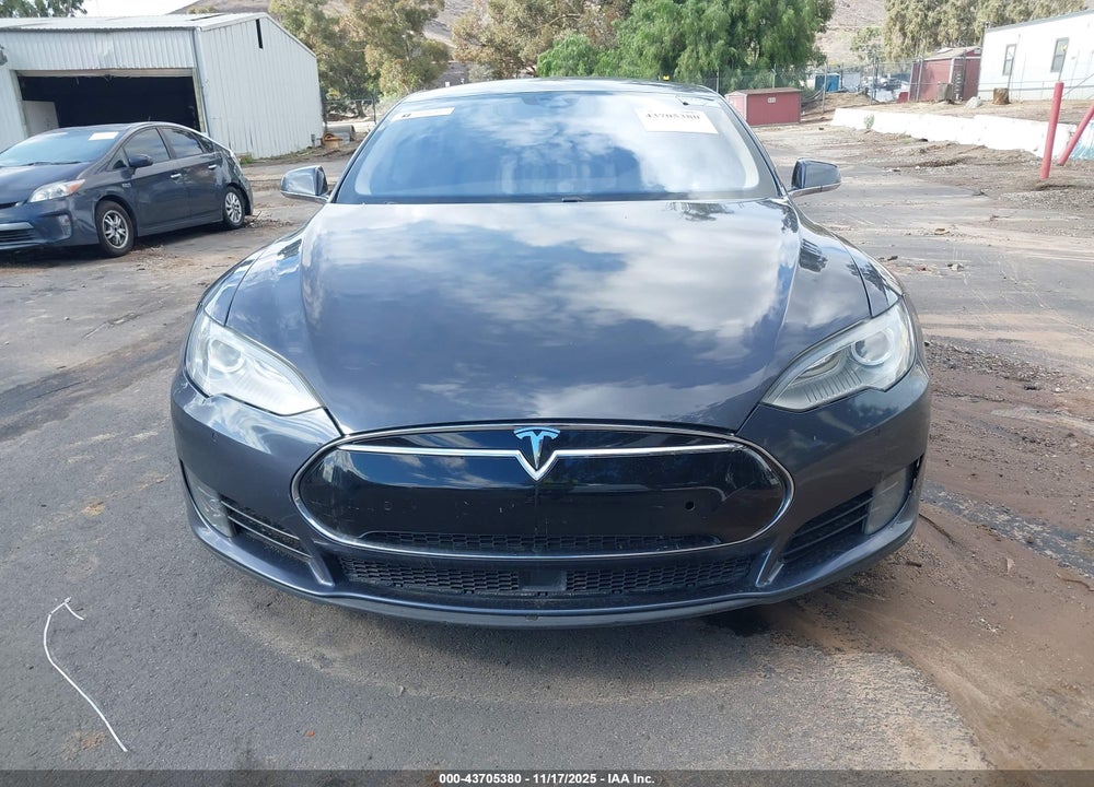 2015 TESLA MODEL S 60/70/85 VIN: 5YJSA1E15FF105348