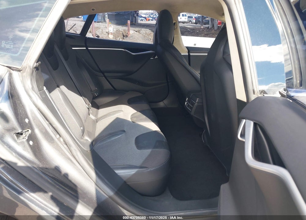 2015 TESLA MODEL S 60/70/85 VIN: 5YJSA1E15FF105348