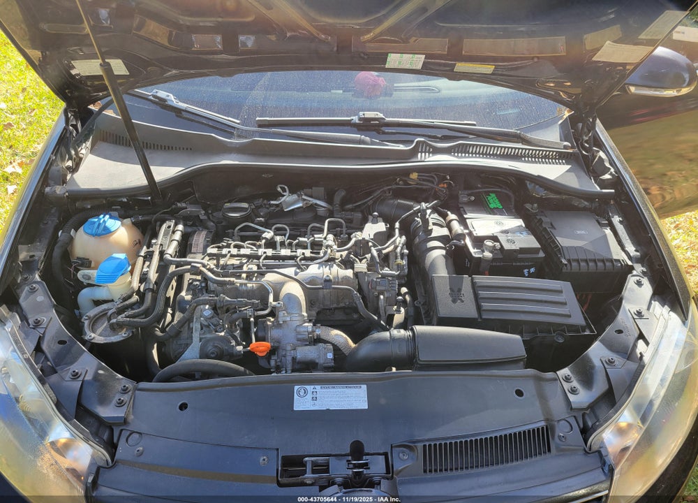 2013 VOLKSWAGEN JETTA SPORTWAGEN 2.0L TDI VIN: 3VWPL7AJ6DM616596