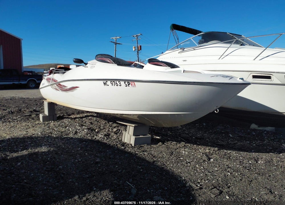 2001 YAMAHA SJ700 SUPERJET VIN: 00000YAMCG541D101