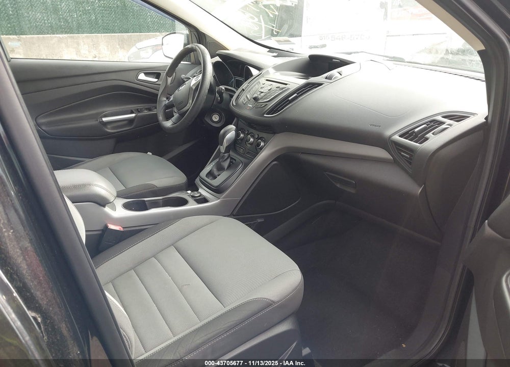 2015 FORD ESCAPE SE VIN: 1FMCU9G92FUB41949