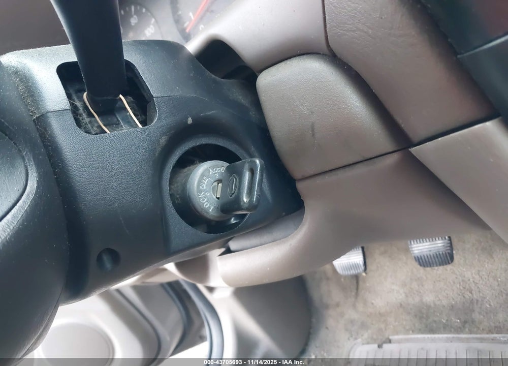 2004 NISSAN SENTRA 1.8S VIN: 3N1CB51D94L909968