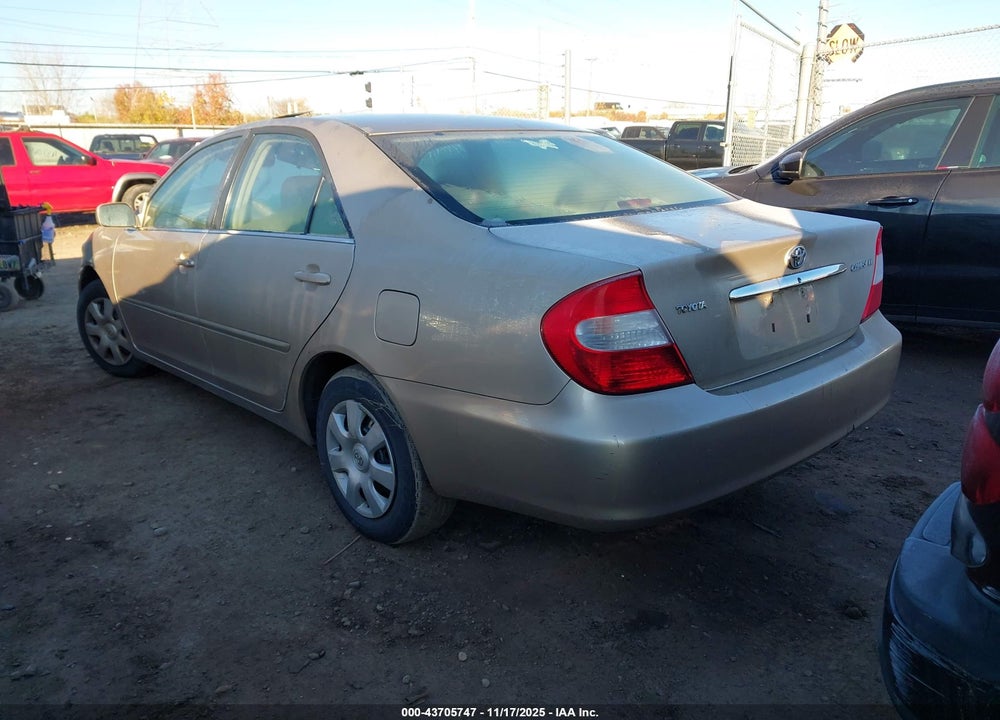 2004 TOYOTA CAMRY LE VIN: 4T1BE32K24U813053