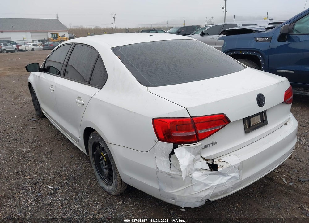 2015 VOLKSWAGEN JETTA 2.0L S VIN: 3VW2K7AJ5FM310862