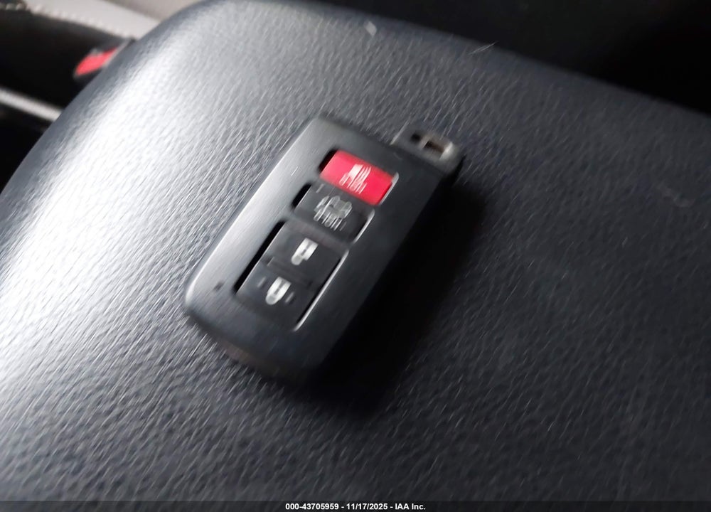 2016 TOYOTA RAV4 HYBRID VIN: JTMRJREV6GD035822
