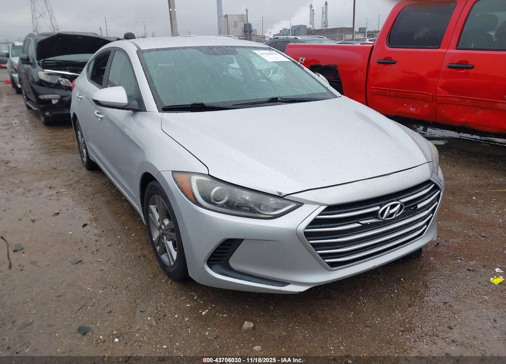 2017 HYUNDAI ELANTRA SE VIN: 5NPD84LF2HH066923