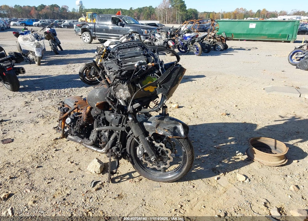 2023 HARLEY-DAVIDSON FLTRXST VIN: 1HD1ACL13PB612701