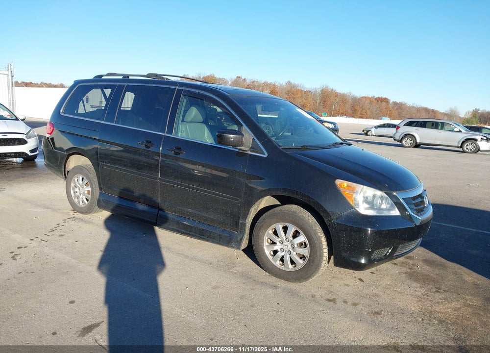 2010 HONDA ODYSSEY EX-L VIN: 5FNRL3H61AB026084