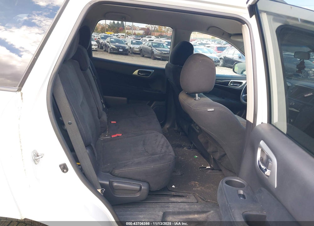 2016 NISSAN PATHFINDER S VIN: 5N1AR2MM5GC615313