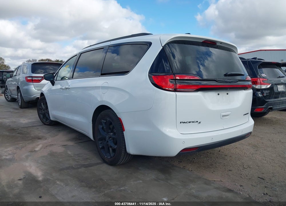 2025 CHRYSLER PACIFICA LIMITED VIN: 2C4RC1GG6SR553722