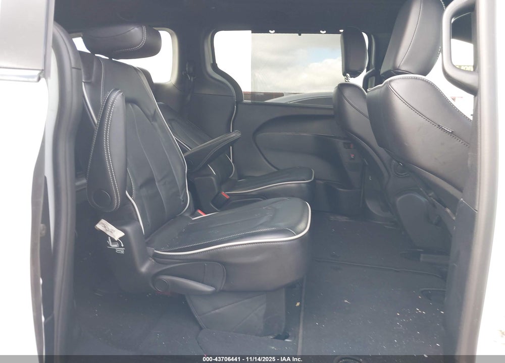 2025 CHRYSLER PACIFICA LIMITED VIN: 2C4RC1GG6SR553722