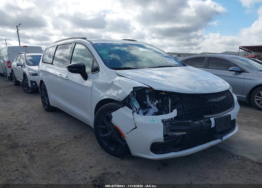 2025 CHRYSLER PACIFICA LIMITED VIN: 2C4RC1GG6SR553722