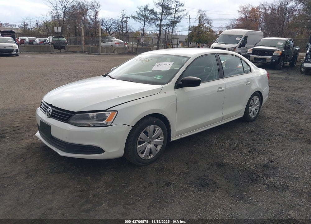 2014 VOLKSWAGEN JETTA VIN: 3VW3L7AJ1EM326167