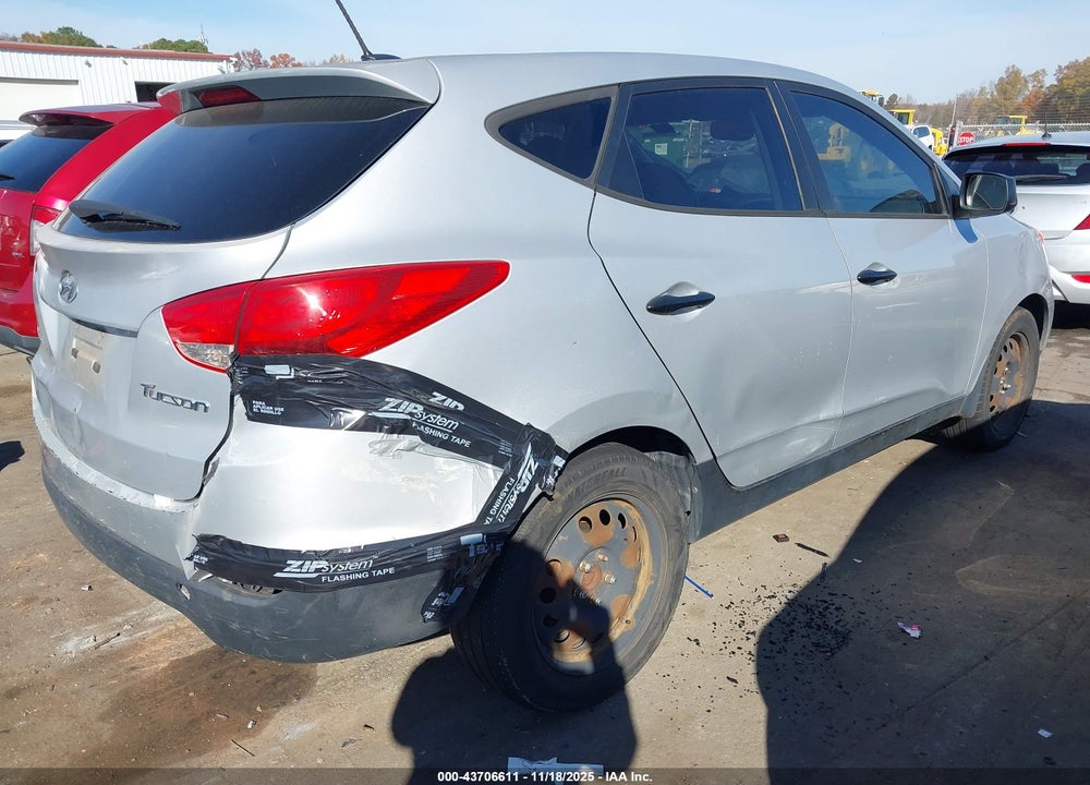 2012 HYUNDAI TUCSON GL VIN: KM8JT3ABXCU391342