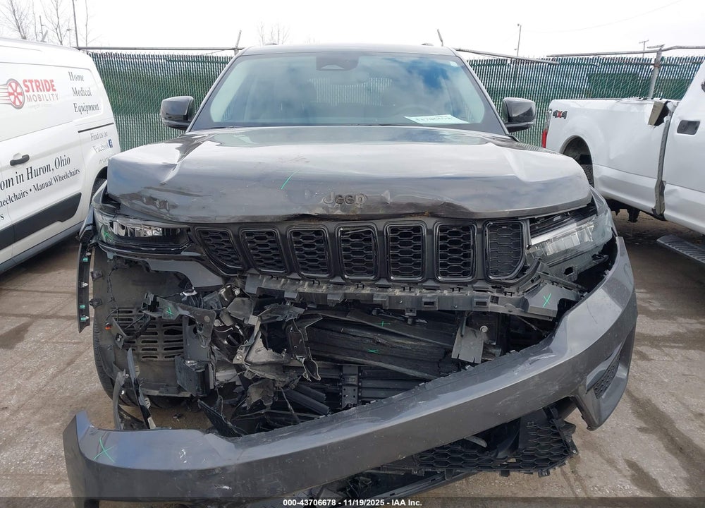 2023 JEEP GRAND CHEROKEE LIMITED 4X4 VIN: 1C4RJHBG8PC673270