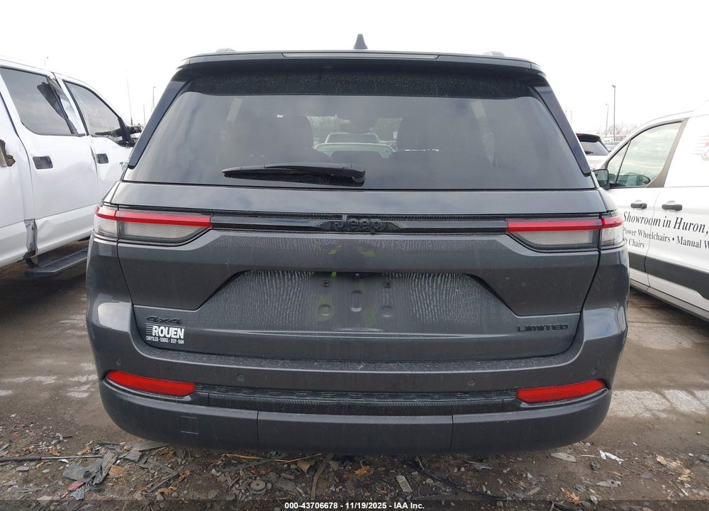 2023 JEEP GRAND CHEROKEE LIMITED 4X4 VIN: 1C4RJHBG8PC673270