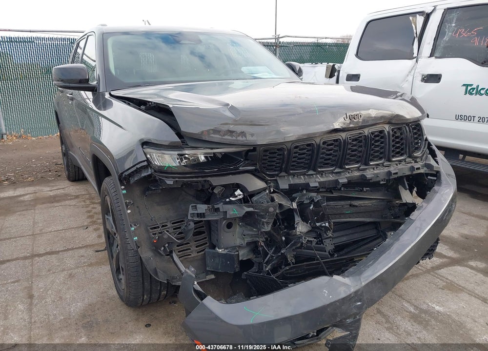 2023 JEEP GRAND CHEROKEE LIMITED 4X4 VIN: 1C4RJHBG8PC673270