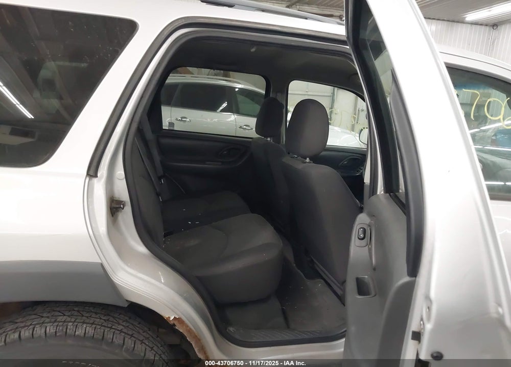 2006 MAZDA TRIBUTE VIN: 4F2YZ92Z96KM25142