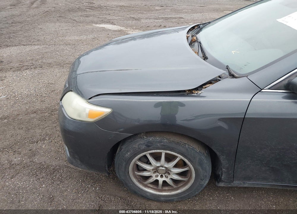 2011 TOYOTA CAMRY LE VIN: 4T1BF3EK5BU185964