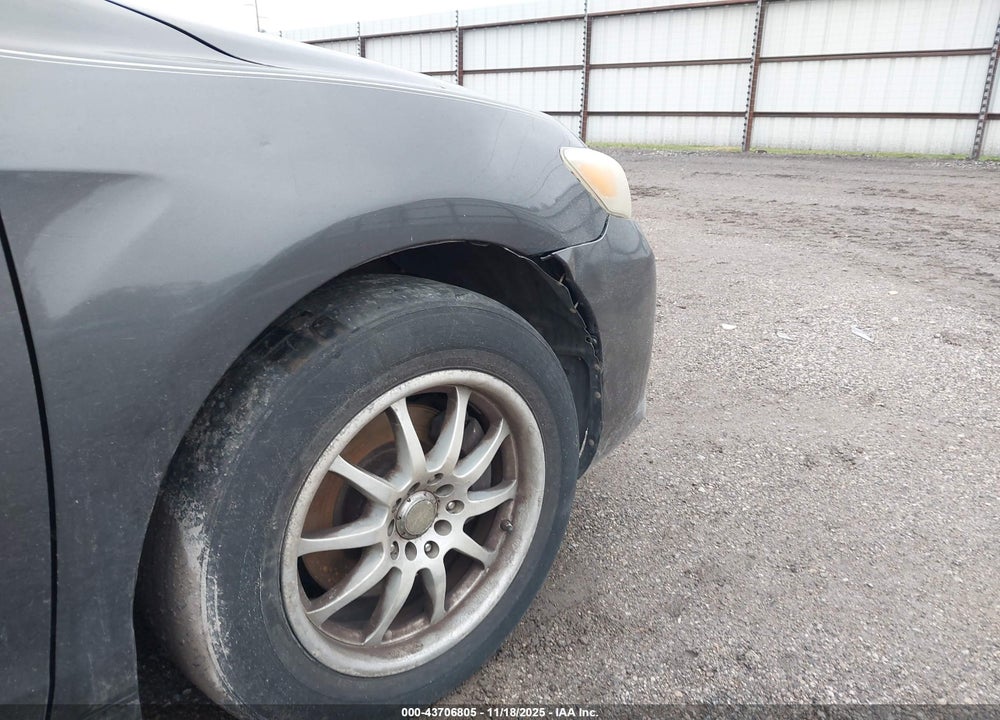 2011 TOYOTA CAMRY LE VIN: 4T1BF3EK5BU185964
