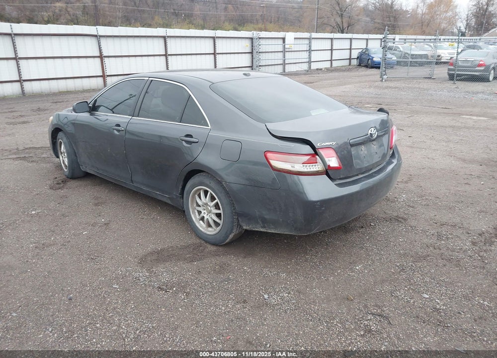 2011 TOYOTA CAMRY LE VIN: 4T1BF3EK5BU185964