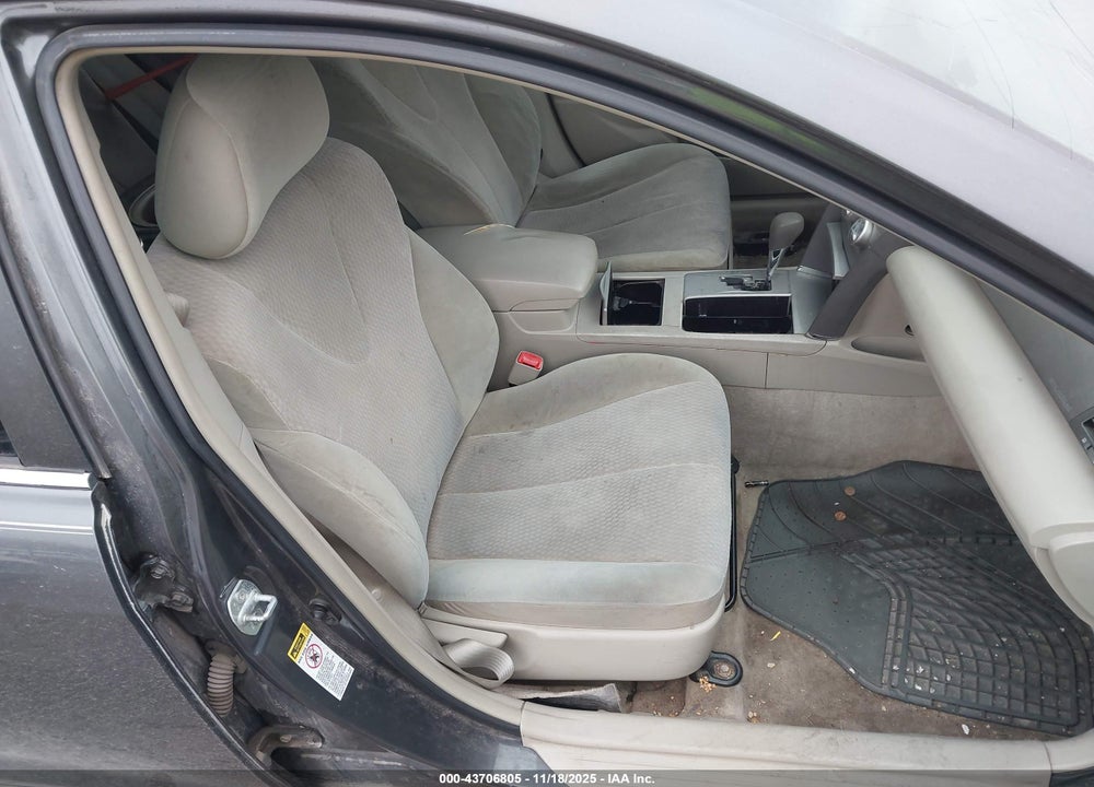 2011 TOYOTA CAMRY LE VIN: 4T1BF3EK5BU185964