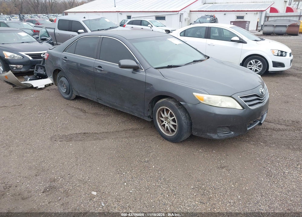 2011 TOYOTA CAMRY LE VIN: 4T1BF3EK5BU185964