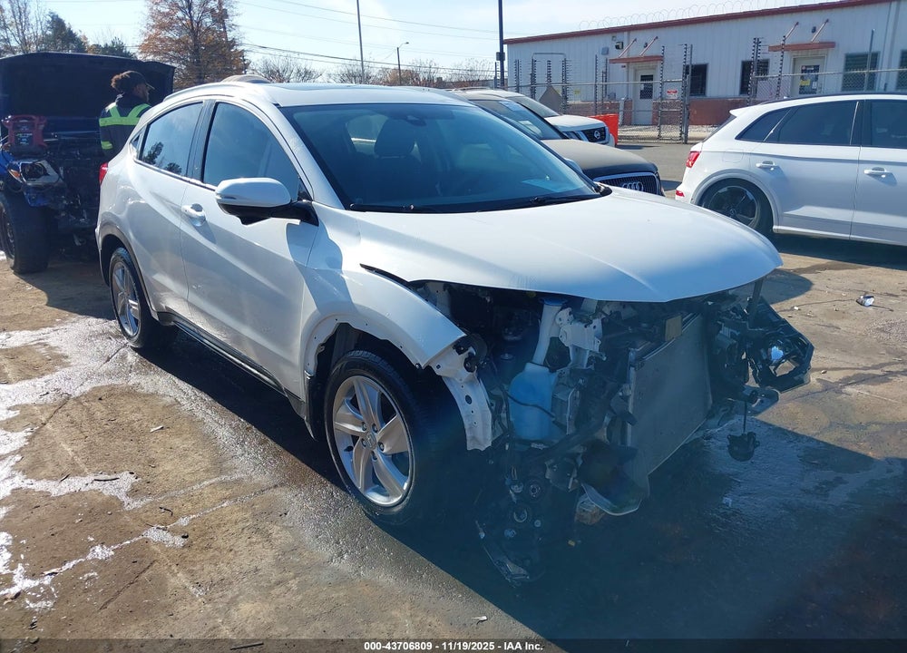 2019 HONDA HR-V EX VIN: 3CZRU5H59KM718035