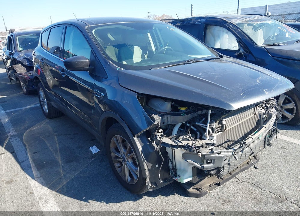 2017 FORD ESCAPE SE VIN: 1FMCU0GD7HUC59238