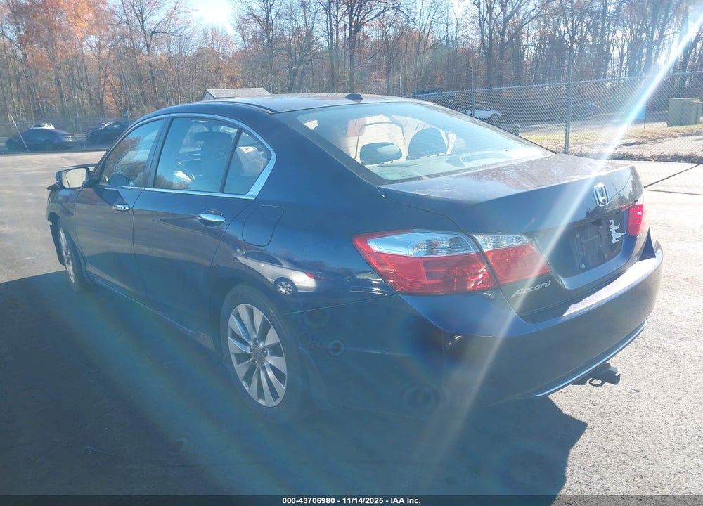 2013 HONDA ACCORD SDN EX-L VIN: 1HGCR2F88DA273801