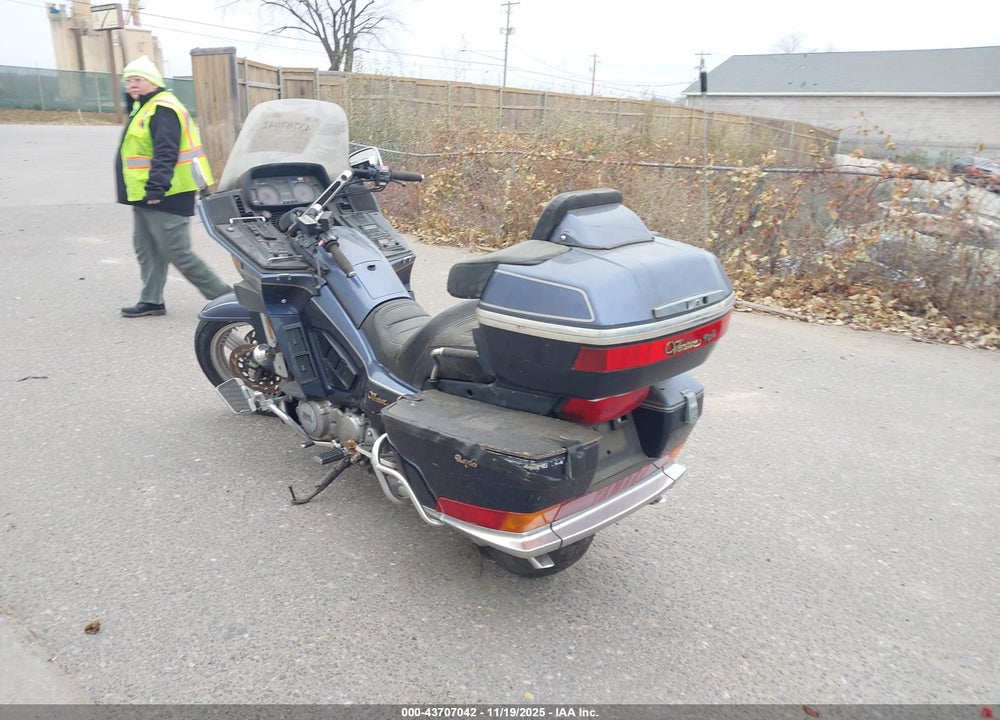 1993 YAMAHA XVZ13 D VIN: JYA1NLE0XPA048430