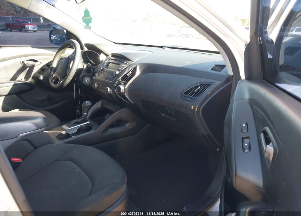 2014 HYUNDAI TUCSON GLS VIN: KM8JT3AF7EU844581