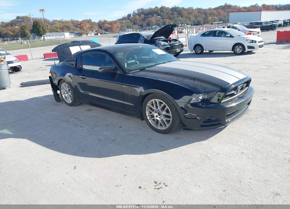 2014 FORD MUSTANG V6 PREMIUM VIN: 1ZVBP8AM2E5291516