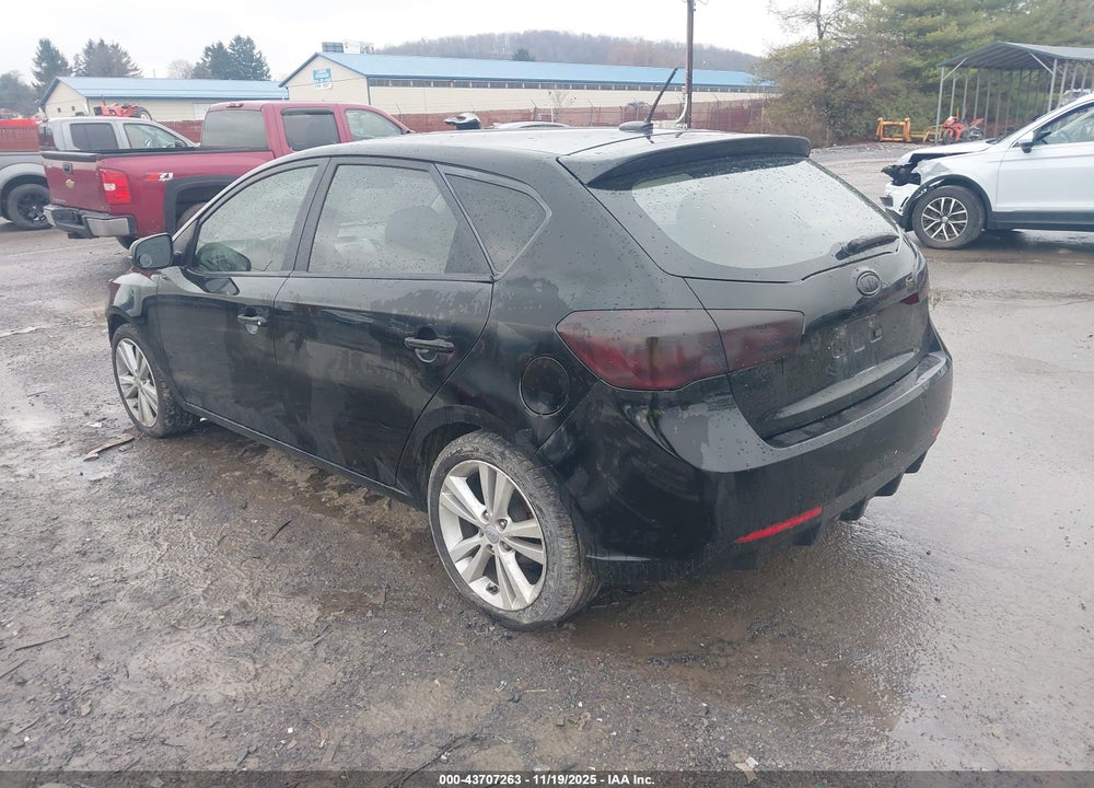 2011 KIA FORTE VIN: KNAFW5A36B5412666