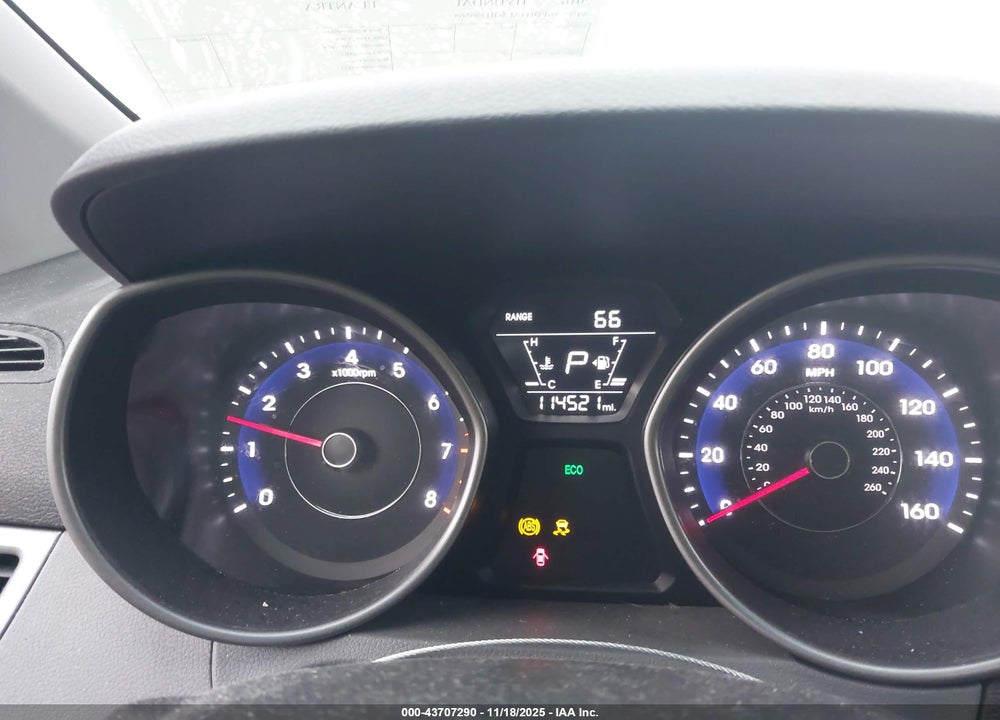 2016 HYUNDAI ELANTRA SE VIN: 5NPDH4AE8GH796568