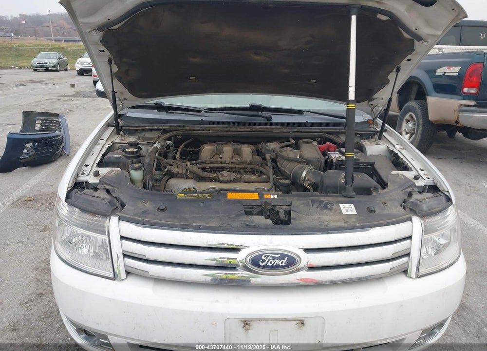 2008 FORD TAURUS VIN: 1FAHP25W28G113528
