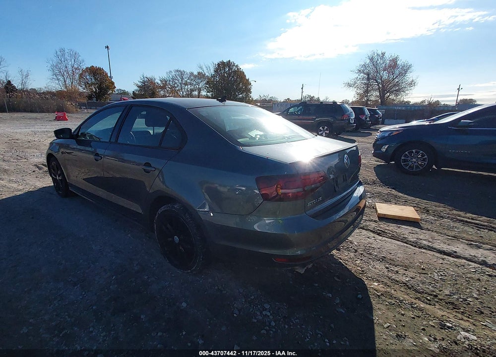 2018 VOLKSWAGEN JETTA VIN: 3VWD17AJ5JM218896