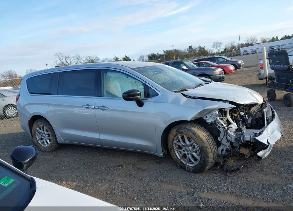 2024 CHRYSLER VOYAGER LX VIN: 2C4RC1CG1RR188821