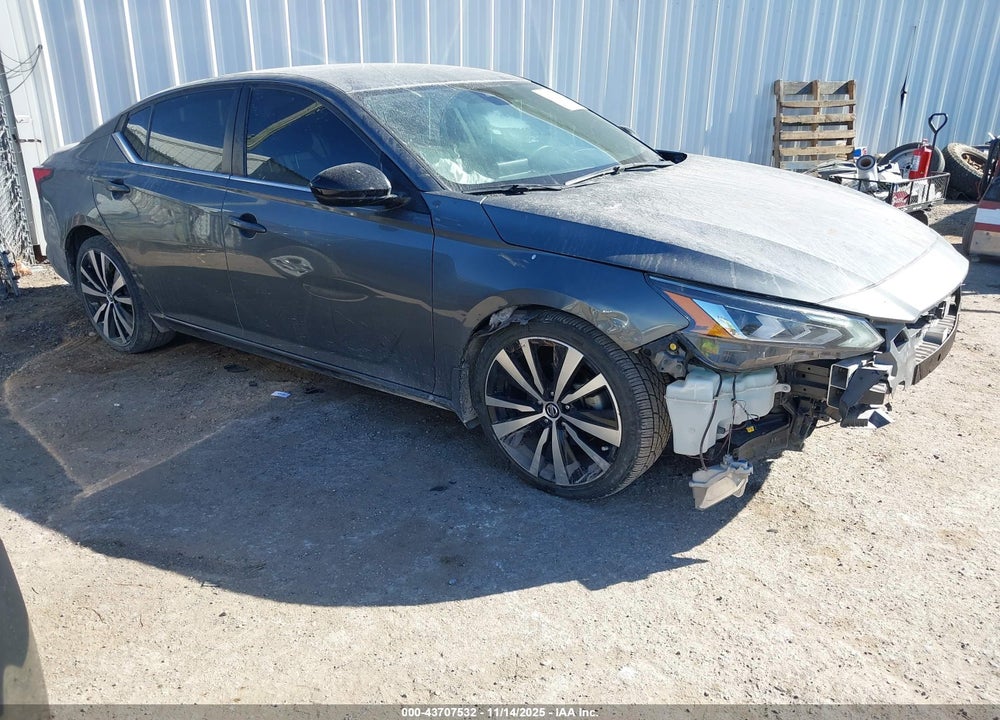 2020 NISSAN ALTIMA SR FWD VIN: 1N4BL4CV7LN314921