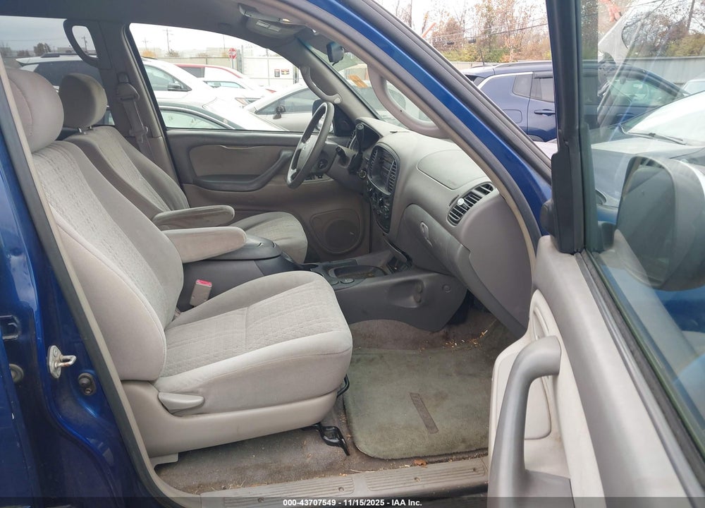 2005 TOYOTA TUNDRA SR5 V8 VIN: 5TBET341X5S486959