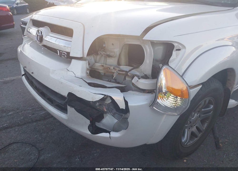 2005 TOYOTA SEQUOIA LIMITED V8 VIN: 5TDZT38A55S262579