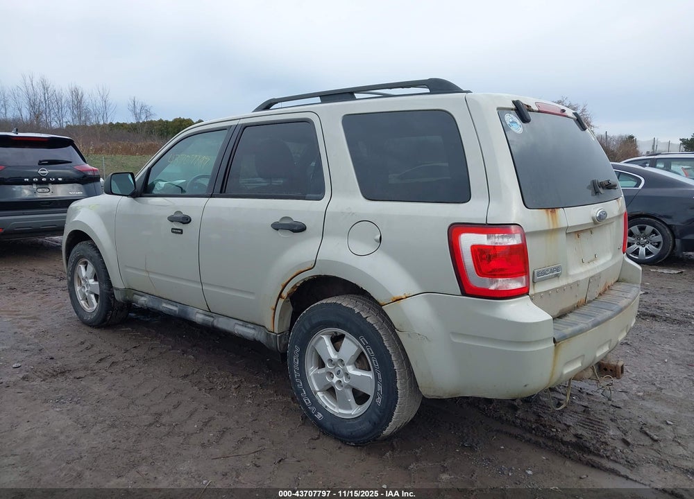 2009 FORD ESCAPE VIN: 1FMCU93G69KB61657