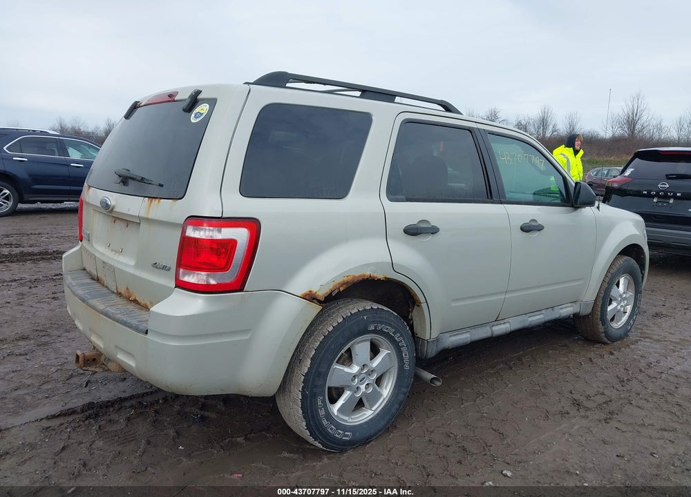 2009 FORD ESCAPE VIN: 1FMCU93G69KB61657