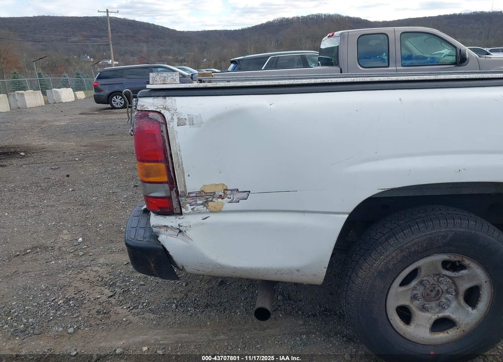 2002 CHEVROLET SILVERADO 1500 VIN: 1GCEC14V32Z287695