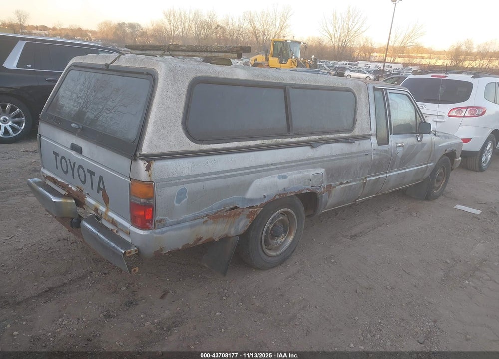 1988 TOYOTA PICKUP XTRACAB RN70 DLX VIN: JT4RN70DXJ0051625