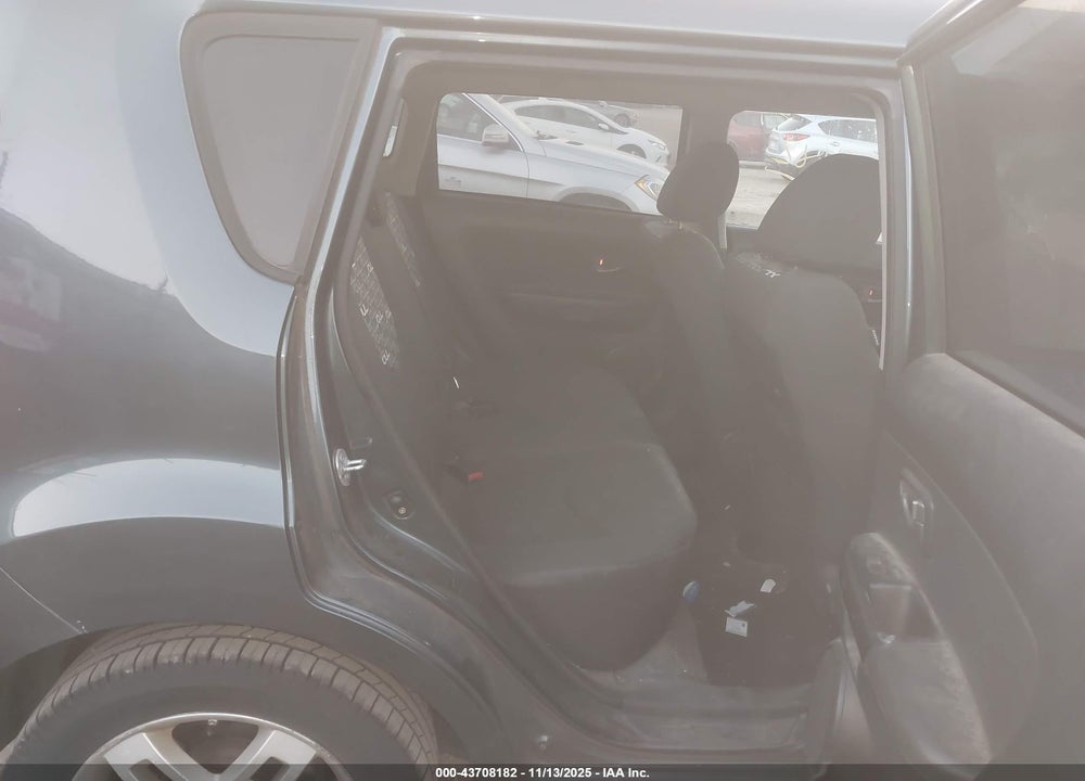 2011 KIA SOUL VIN: KNDJT2A23B7228527