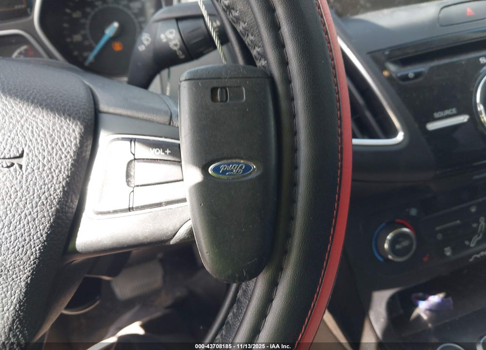 2016 FORD FOCUS TITANIUM VIN: 1FADP3J28GL395171